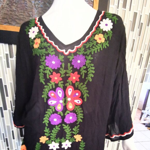 Angel Heart Boutique Heavily Embroidered Tunic Top XL Boho Peasant Festival 0194 - Picture 1 of 6